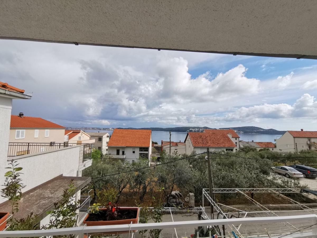 Apartments Sevo Trogir Eksteriør billede